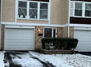 1809 Dumont Ln, Schaumburg, IL 60194