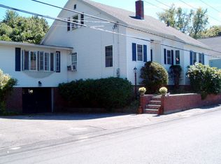 33 Hall Pl, Exeter, NH 03833