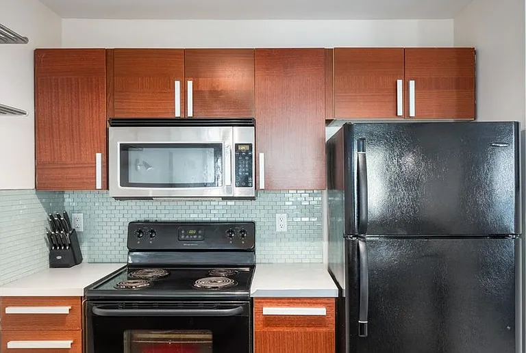 888 W 13th Ave #201 — Photo 17