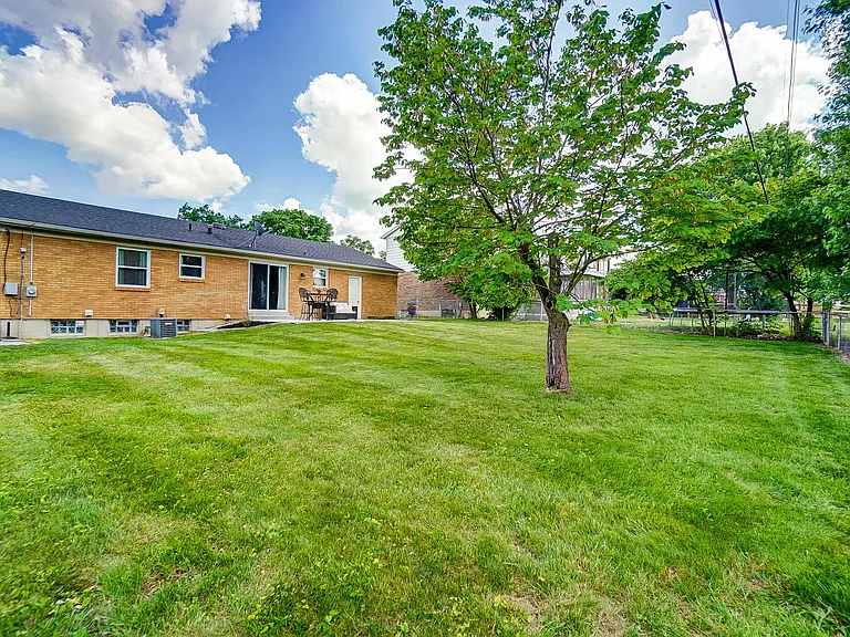1599 Yellowglen Dr — Photo 38