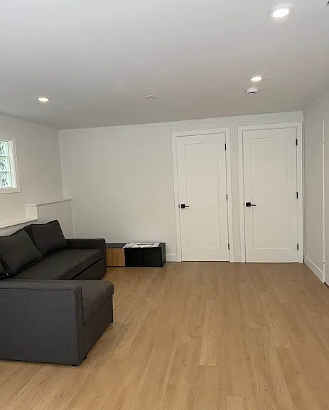 Burley Dr — Photo 18