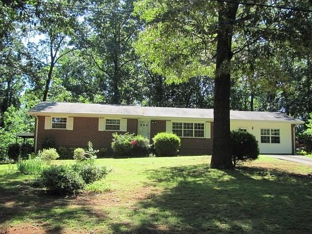 1st image of 725 Blackwell Cir