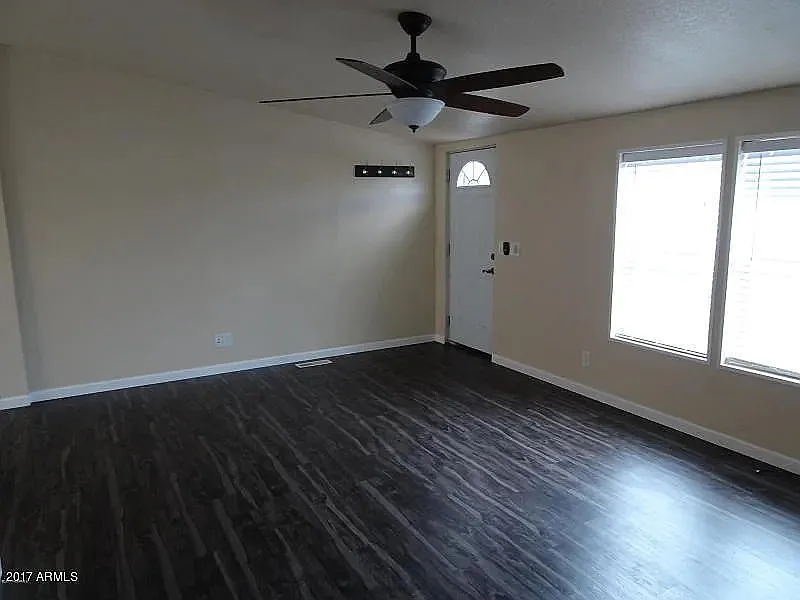 4 bed, 1512 sqft, $2,300 — Photo 4