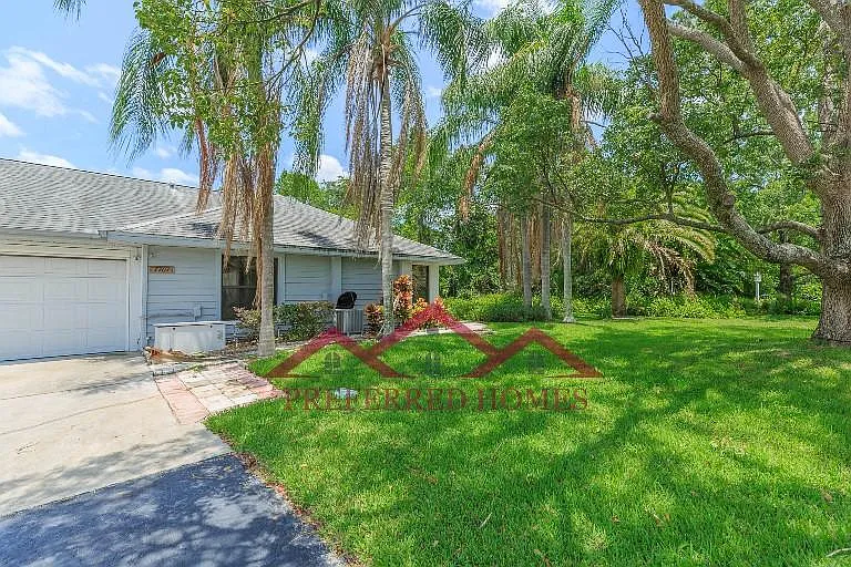 7707 Rockville Ct — Photo 2