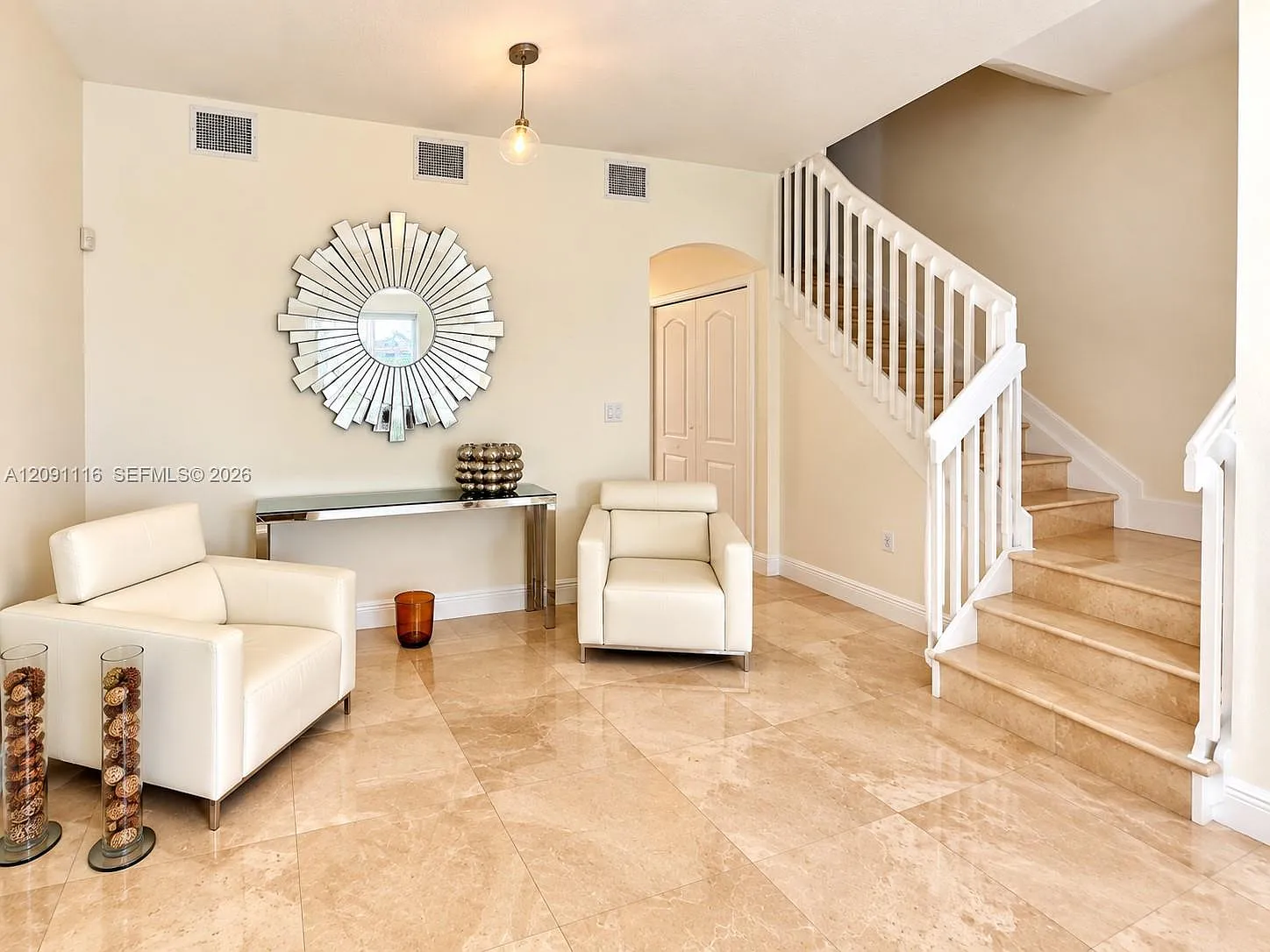 Century Park Condo — Photo 4