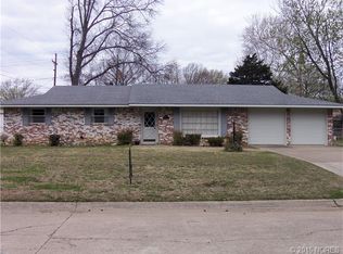 1633 Macklyn Ln, Bartlesville, OK 74006