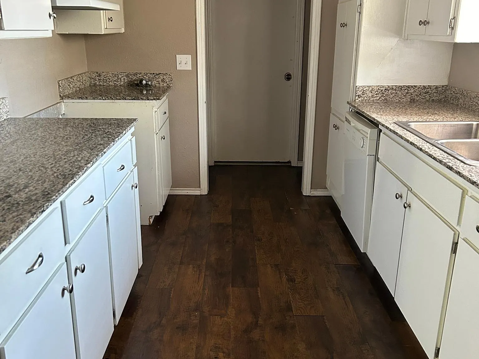 4 bed, 1846 sqft, $1,695 — Photo 4