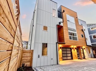 3823 Ashworth Ave N #A, Seattle, WA 98103