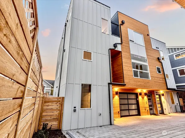 3823 Ashworth Avenue N #A, Seattle, WA 98103