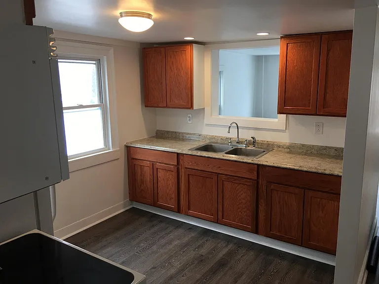 15 Maple St #1 — Photo 1