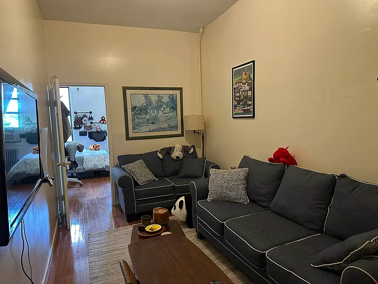 1134 Willoughby Ave #2L — Photo 5