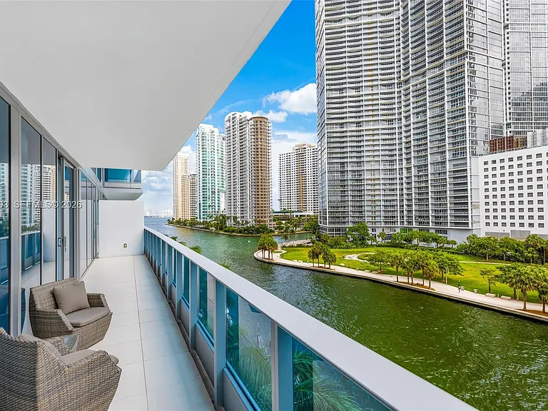 200 Biscayne Boulevard Way #504 — Photo 31