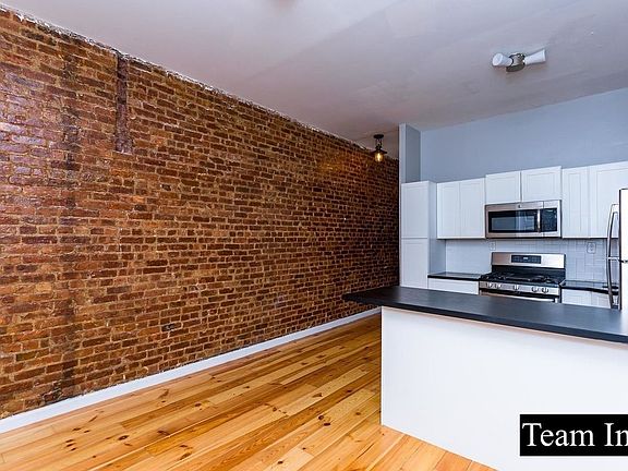 2nd image of 723 Saint Nicholas Ave #1F6