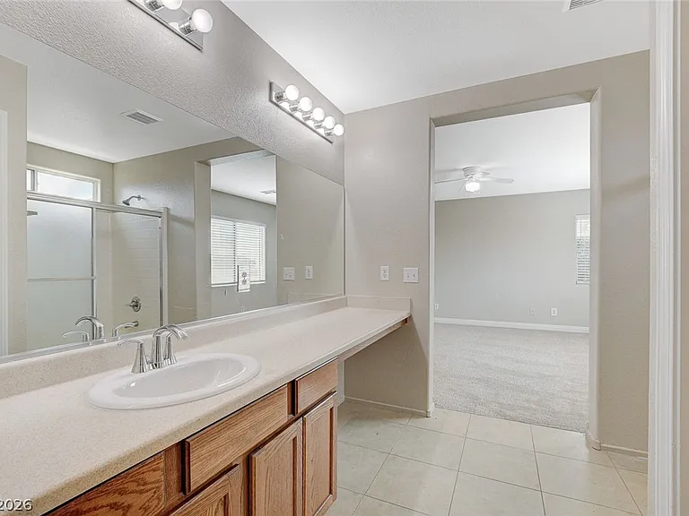 1129 Autumn Bay Ct — Photo 29