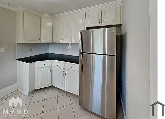 1337 S Hairston Rd — Photo 3