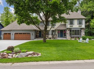1561 Creek Run Trl, Excelsior, MN 55331