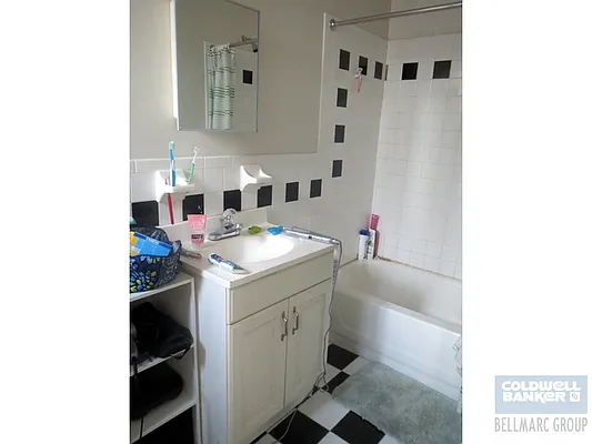 Rented by Aclawrence | media 44