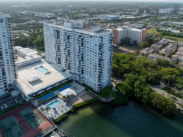 2780 NE 183rd St APT 1805, Aventura, FL 33160