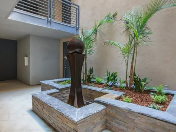 Serenity NoHo, 11055 Cumpston St #406, North Hollywood, CA 91601