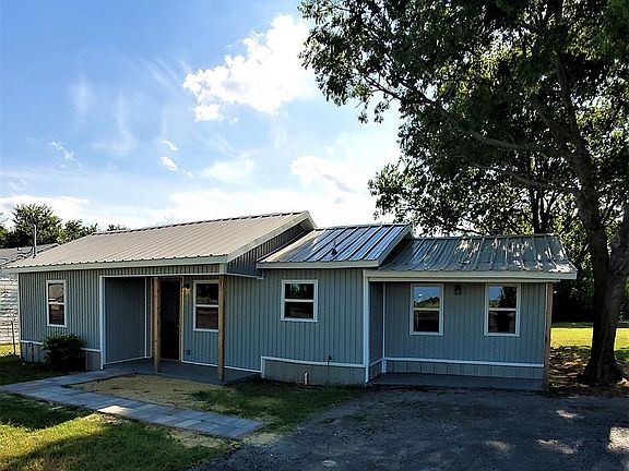 2nd image of 3604 Longvue Ave