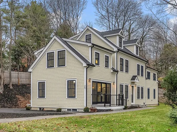25 Shaw Rd, Wellesley, MA 02481