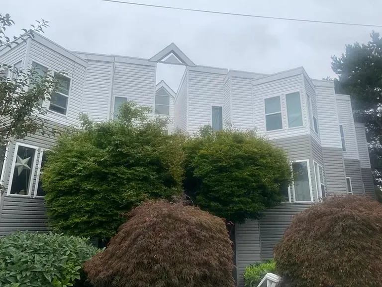 Crown Hill Court — Photo 14