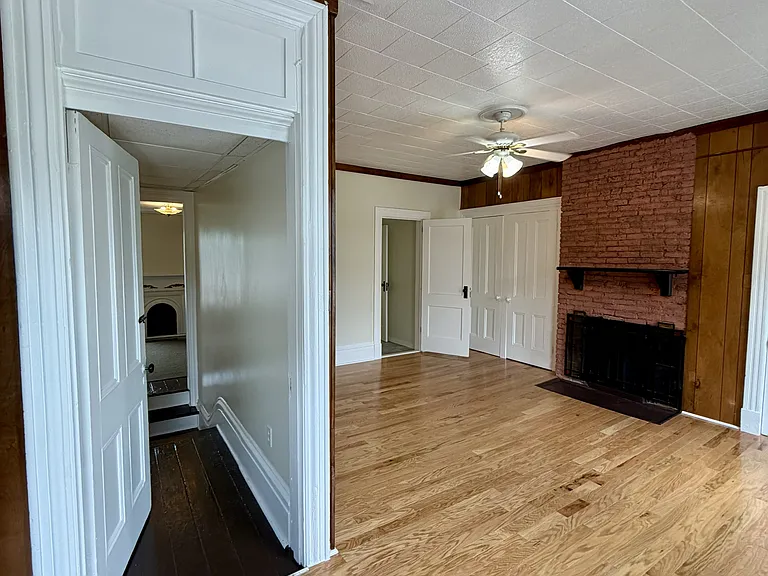 Front bedroom.