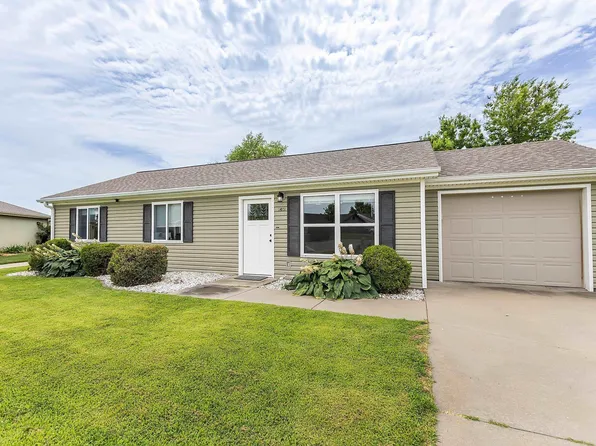 2601 Brookpointe Cir, Manhattan, KS 66502