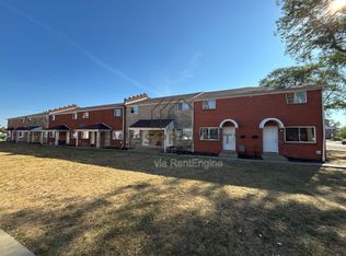 908 N Meadows Ct #E, Columbus, OH 43229