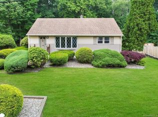 15 Brookview Blvd, Spring Valley, NY 10977