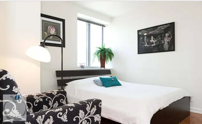 Rented by HOME RESIDENTIAL LLC | media 23