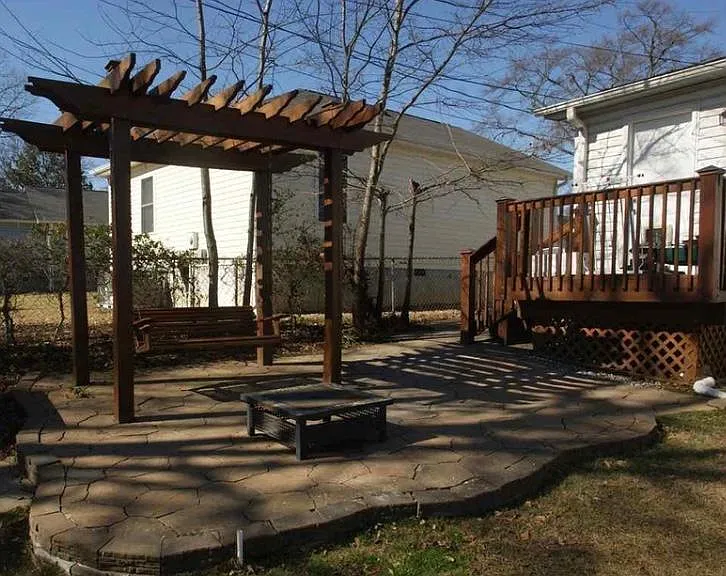 121 Connecticut Ave — Photo 17