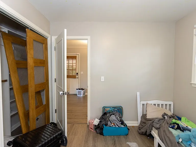 2411 Hunt Club Rd — Photo 14
