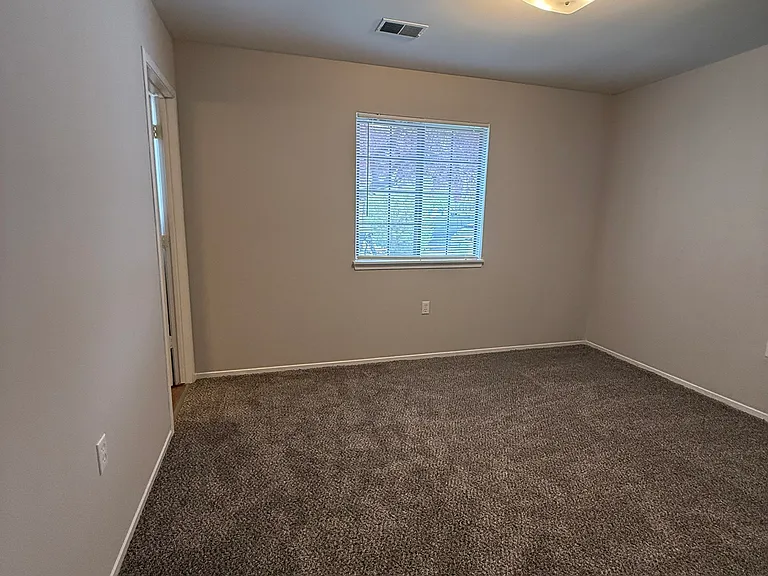 1256 Oxford Manor Ct #1 — Photo 12