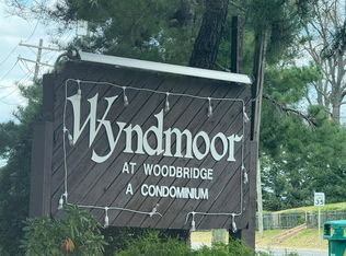 1027 Cricket Ln, Woodbridge, NJ 07095