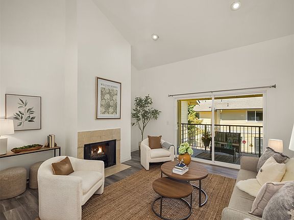 3rd image of 14650 NE 50th Place #H8