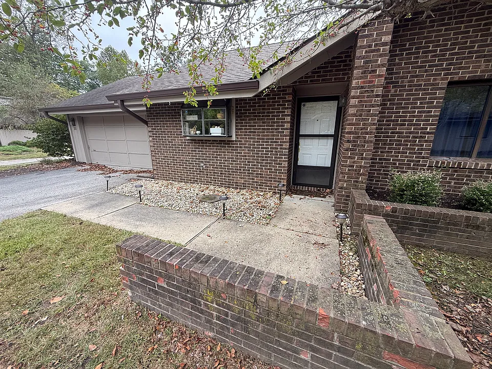 31 Catalpa Way