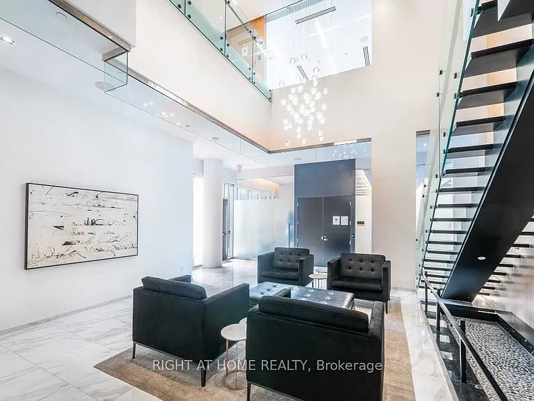 101 Erskine Ave #1506 — Photo 8