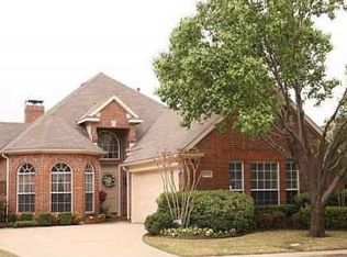 322 Old York Rd, Irving, TX 75063