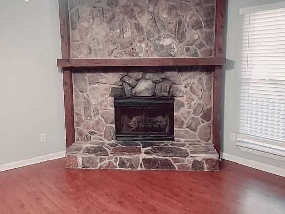 4th image of 344 Vista Grande Cir