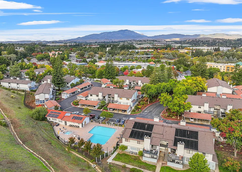 Foothill - Twin Creeks Condos