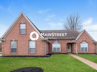 597 Shelley Renee Ln, Cordova, TN 38018