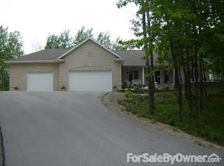 5985 Valley Haven Ct, Little Suamico, WI 54141