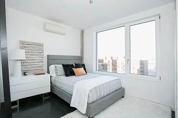 Rented by EXR | media 24