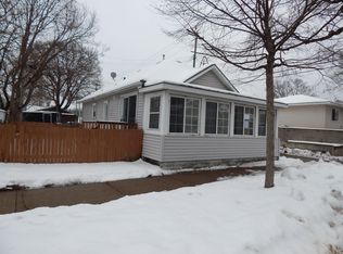 813 Island St, La Crosse, WI 54603