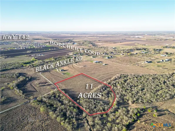 495 Black Ankle Rd, Lockhart, TX 78644