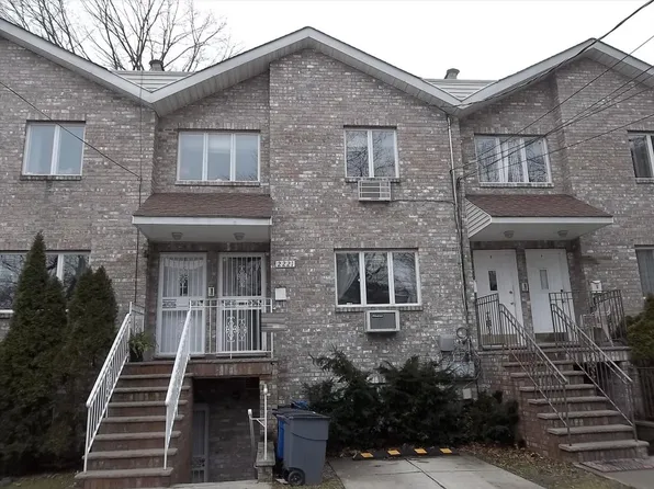 2221 Boller Ave, Bronx, NY 10475