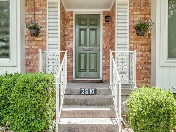 4th image of 2510 Whitewood Dr