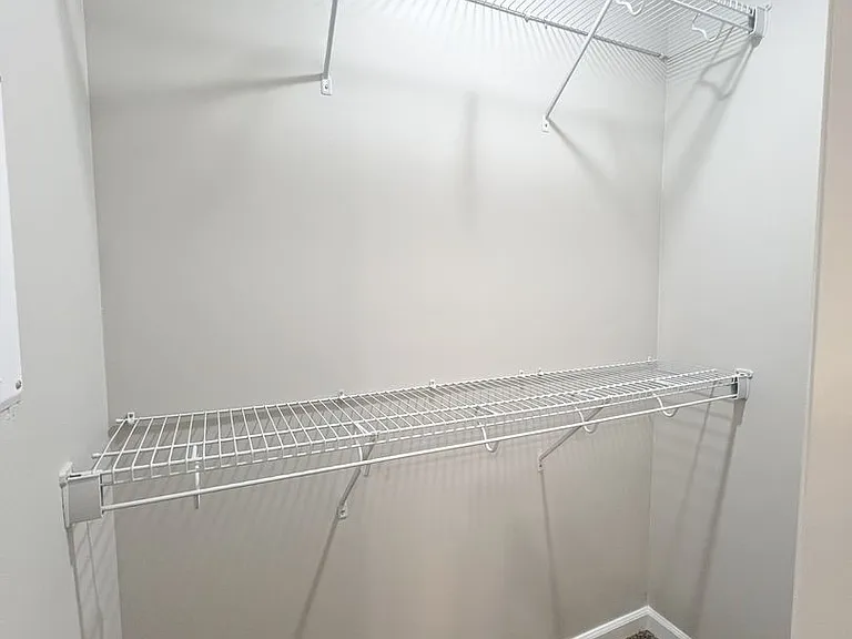 106 Smithson Ct — Photo 28