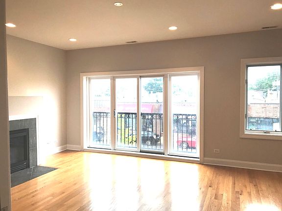 4th image of 3436 N Harlem Ave #2